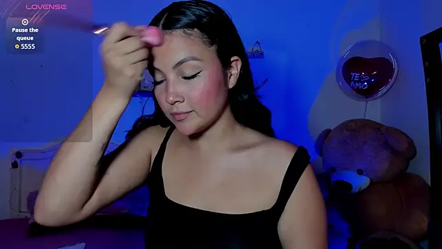 Snapshot of Angel-Caribbean chatting on 10.24.25 Angel-Caribbean online show from 10.24.25