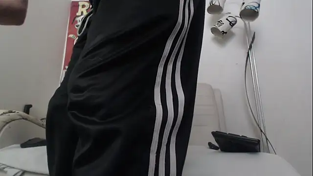 Snapshot of Thomasjons_ chatting on 02.05.26 Thomasjons online show from 02.05.26