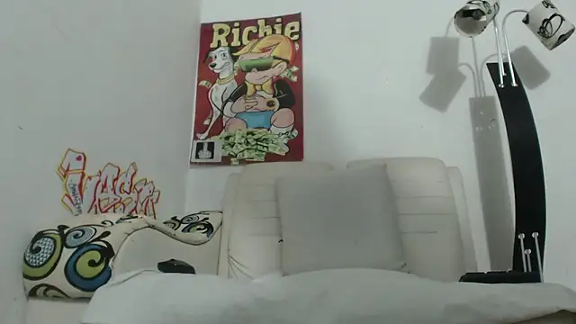 Snapshot of Thomasjons_ chatting on 02.10.26 Thomasjons online show from 02.10.26