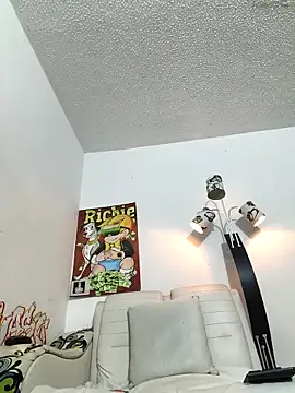 Snapshot of Thomasjons_ chatting on 02.16.26 Thomasjons online show from 02.16.26