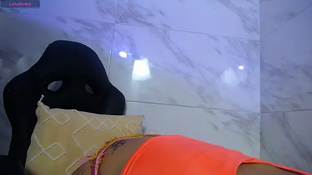 Snapshot of kairadayamai chatting on 09.30.25 kairadayamai online show from 09.30.25