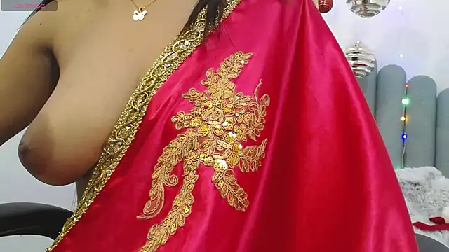 Snapshot of kairadayamai chatting on 11.19.25 kairadayamai online show from 11.19.25