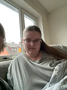 CurvyPaar2 online show from 02.12.26