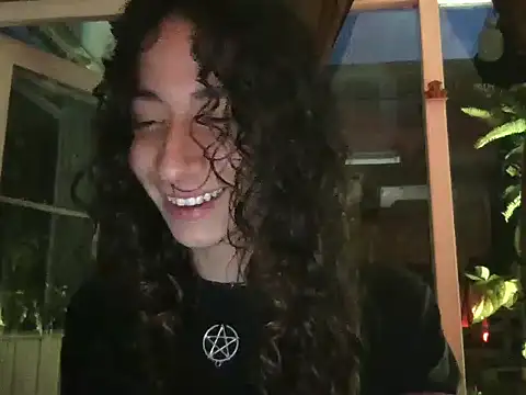 Snapshot of camille_delrey chatting on 09.15.25 camille delrey online show from 09.15.25