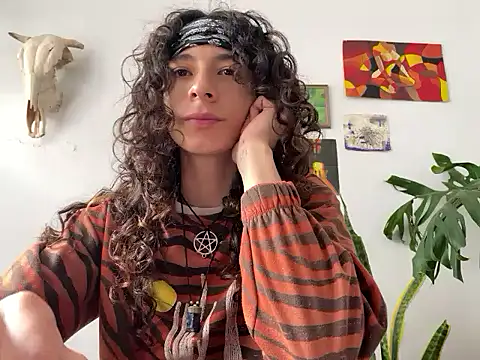 Snapshot of camille_delrey chatting on 09.17.25 camille delrey online show from 09.17.25