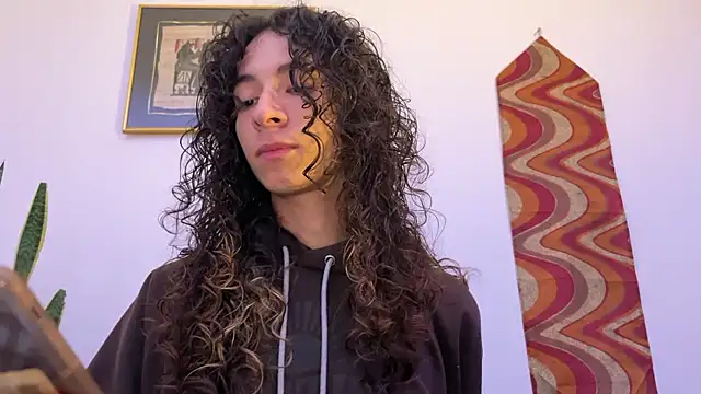 Snapshot of camille_delrey chatting on 12.16.25 camille delrey online show from 12.16.25