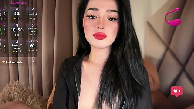 Snapshot of hadahera chatting on 04.29.26 hadahera online show from 04.29.26
