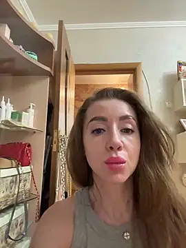 Snapshot of MarinaDiva11_74 chatting on 06.05.26 MarinaDiva11 74 online show from 06.05.26