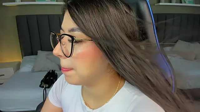 anagil  online show from 04.16.26