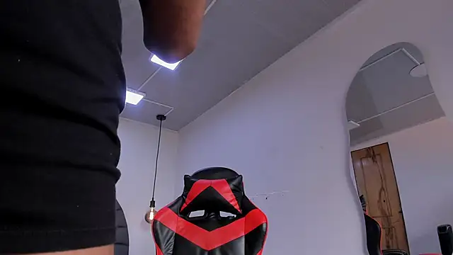 LissyAndrade online show from 04.21.26