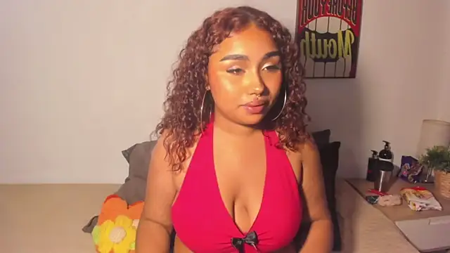 Snapshot of Honeyyy_Brown chatting on 11.11.25 Honeyyy Brown online show from 11.11.25