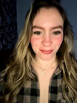 Snapshot of BritgetPsychol chatting on 09.30.25 BritgetPsychol online show from 09.30.25