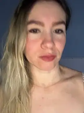 Snapshot of BritgetPsychol chatting on 02.10.26 BritgetPsychol online show from 02.10.26