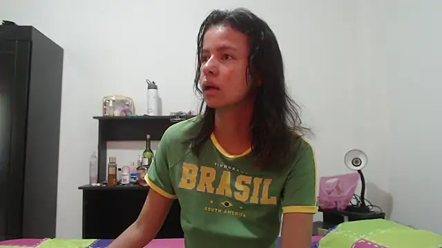 nathaly jones  online show from 05.18.26