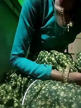 Snapshot of kajalbhabhi44 chatting on 10.01.25 kajalbhabhi44 online show from 10.01.25