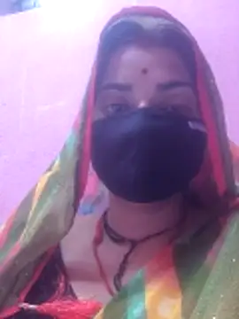 Snapshot of kajalbhabhi44 chatting on 11.21.25 kajalbhabhi44 online show from 11.21.25