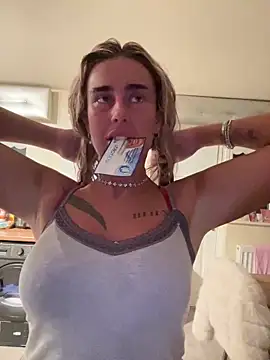 EllieMaeBaby online show from 03.10.26