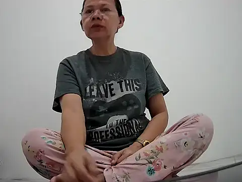 Hotzoey16 online show from 03.09.26