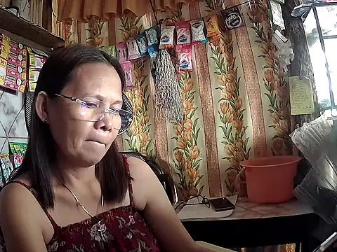 Hotzoey16 online show from 04.26.26