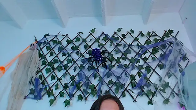 Snapshot of Nataliagp chatting on 10.30.25 Nataliagp online show from 10.30.25