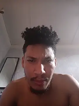 Snapshot of RuiMaddoox chatting on 03.01.26 RuiMaddoox online show from 03.01.26