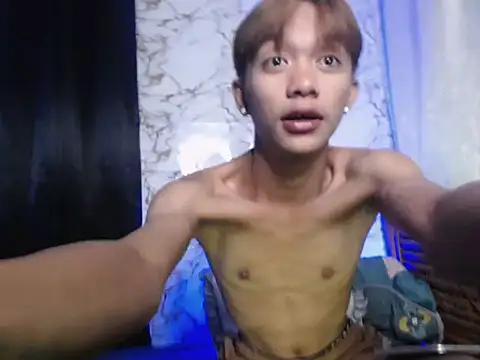 Snapshot of Innocentfucker chatting on 10.30.25 Innocentfucker online show from 10.30.25