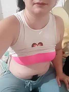 Snapshot of Anaa_Rose chatting on 11.18.25 Anaa Rose online show from 11.18.25