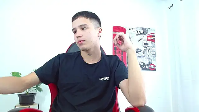 Cumandres18 online show from 10.17.25