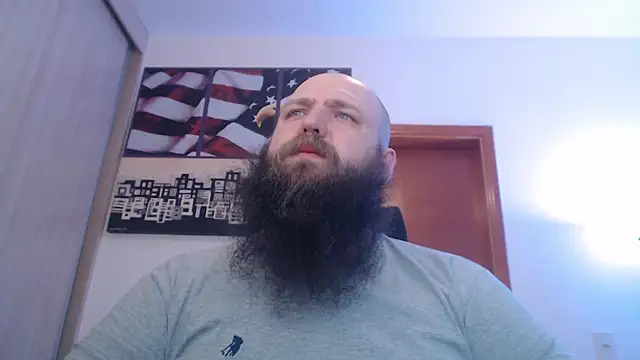 Snapshot of PayMasterGus chatting on 09.12.25 PayMasterGus online show from 09.12.25