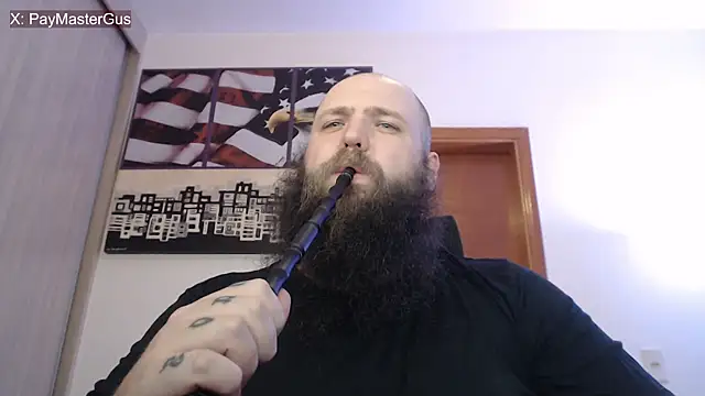 Snapshot of PayMasterGus chatting on 09.24.25 PayMasterGus online show from 09.24.25