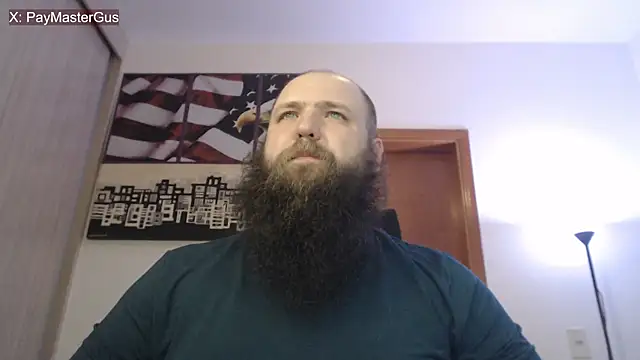 Snapshot of PayMasterGus chatting on 10.02.25 PayMasterGus online show from 10.02.25