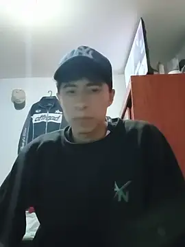 Snapshot of Rolito69 chatting on 06.11.26 Rolito69 online show from 06.11.26