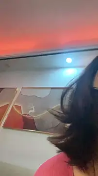 Snapshot of zhizhinaigai chatting on 12.22.25 zhizhinaigai online show from 12.22.25