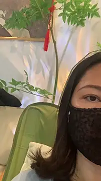 Snapshot of zhizhinaigai chatting on 03.19.26 zhizhinaigai online show from 03.19.26