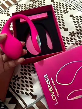 Neha18 online show from 09.15.25