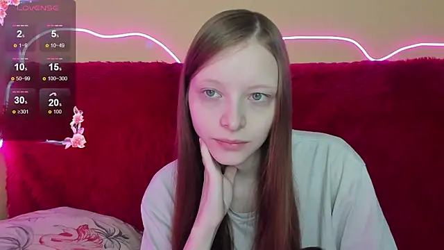 AliceHaris online show from 12.17.25