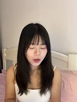 Ella-A9 online show from 10.17.25