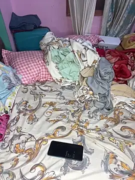 Snapshot of baby_dall chatting on 04.15.26 baby dall online show from 04.15.26