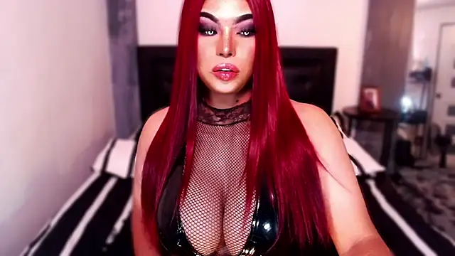 xTrixieMae online show from 09.30.25