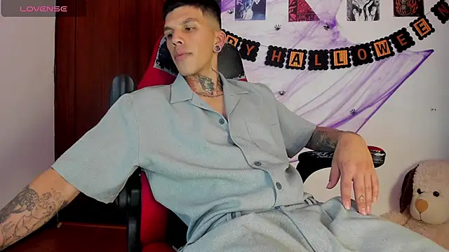 Savajelust online show from 10.21.25