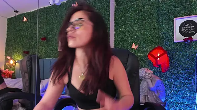 Linagh  online show from 04.01.26