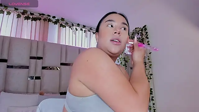 Zoey thompson online show from 09.29.25