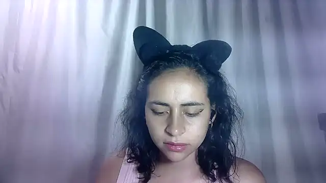 Anabelhotxx16 online show from 10.06.25