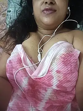 Snapshot of sweet_jenni chatting on 07.14.26 sweet jenni online show from 07.14.26