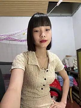 Snapshot of andymi1 chatting on 07.17.26 andymi1 online show from 07.17.26
