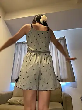 Snapshot of 0p-saki-p0 chatting on 11.27.25 0p-saki-p0 online show from 11.27.25