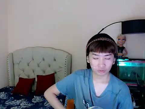 ShantalFoxxy  online show from 03.31.26