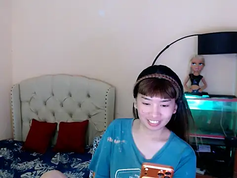 ShantalFoxxy  online show from 04.14.26