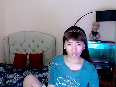 ShantalFoxxy  online show from 04.14.26