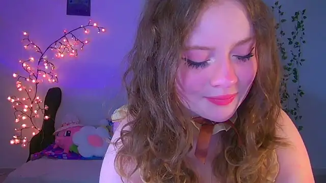 Snapshot of Lil_bela chatting on 02.23.26 Lil bela online show from 02.23.26